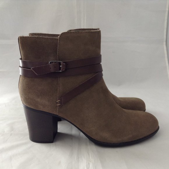 Clarks Womens Enfield Coco Olive Ankle Boot 10 M - Picture 2 of 9